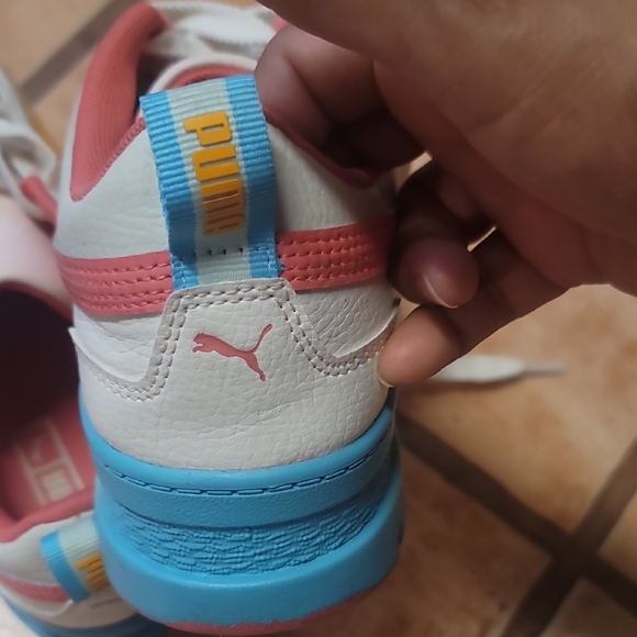 Puma White and Pink Sneakers Retro-Inspired Low-Top - Picture 5 of 7